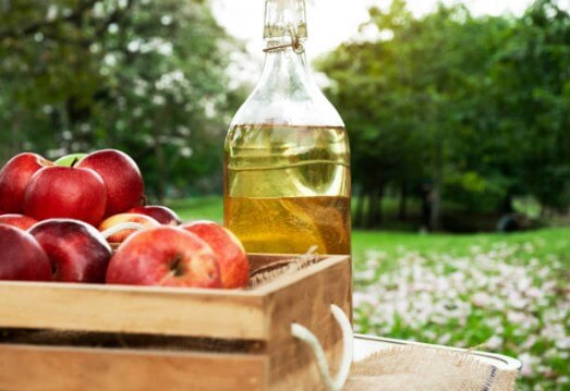 Pomáhá jablečný ocet při čištění mykotické kůže?